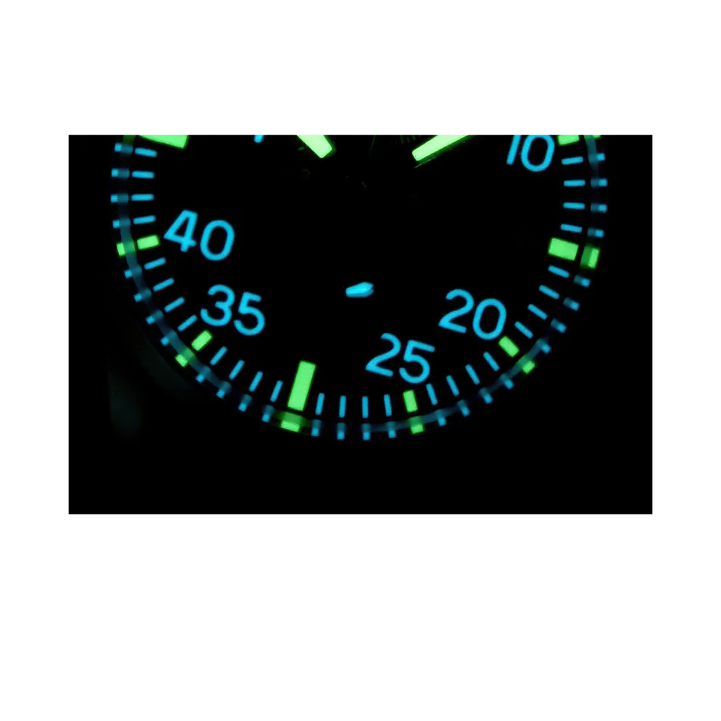 Montre bleu marine aviateur
